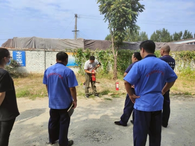 安全生產(chǎn)無(wú)小事，防微杜漸成大就